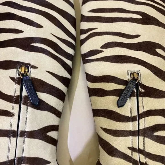 Gucci Zumi Tiger Print Calf Hair Interlocking G Horsebit Knee High Riding Boots - Picture 6 of 10